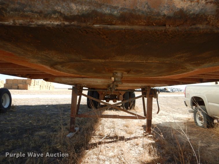 image for item DJ4916 2002 Artex live bottom trailer