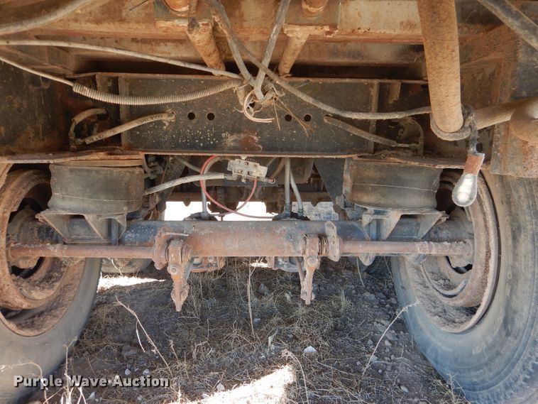 image for item DJ4916 2002 Artex live bottom trailer