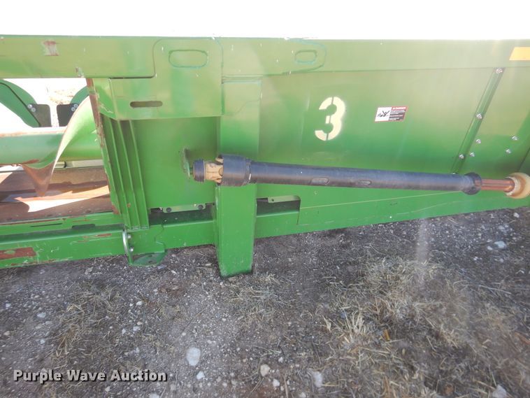 image for item DJ4924 2012 John Deere 612C  corn head