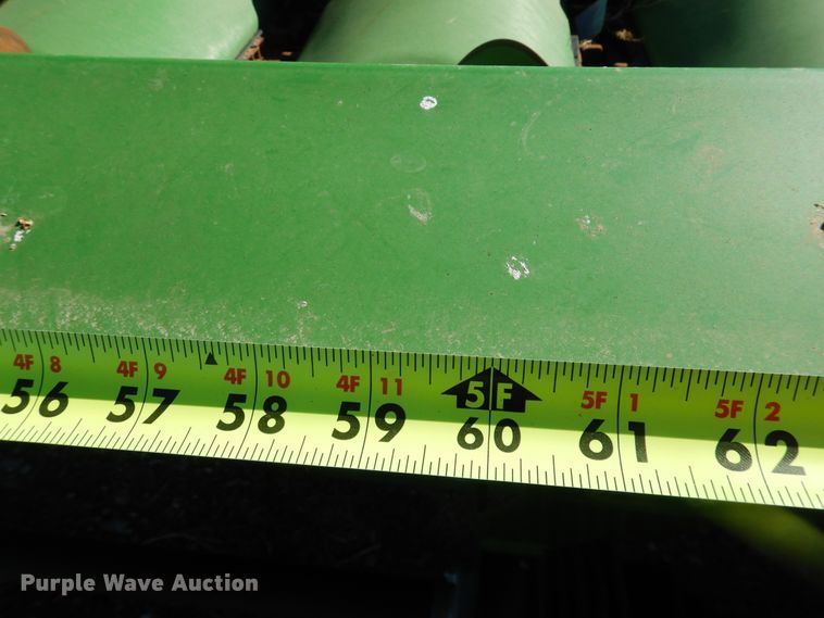 image for item DJ4924 2012 John Deere 612C  corn head