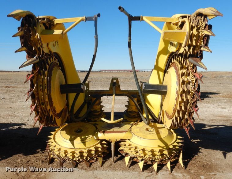 image for item DJ4929 John Deere 770  rotary forage head