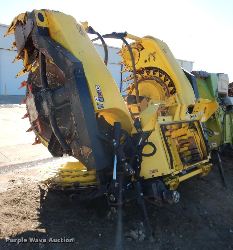 image for item DJ4929 John Deere 770  rotary forage head