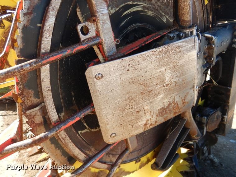 image for item DJ4929 John Deere 770  rotary forage head