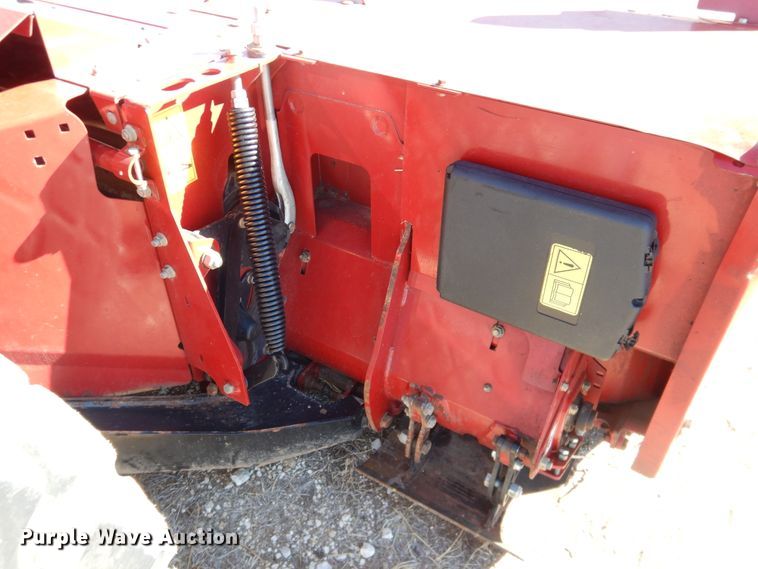 image for item DJ4931 2018 MacDon M1240  windrower