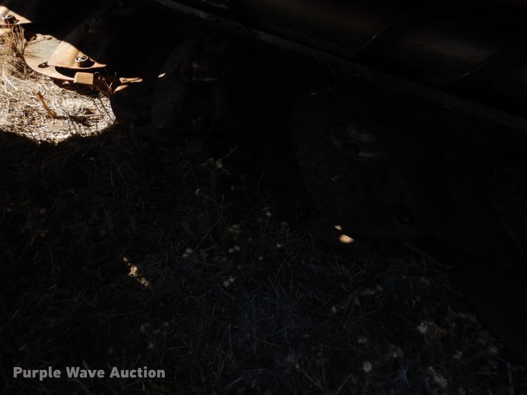 image for item DJ4932 2017 MacDon M1240  windrower