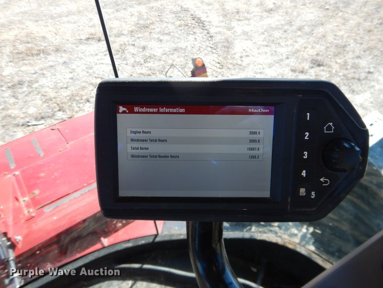 image for item DJ4932 2017 MacDon M1240  windrower