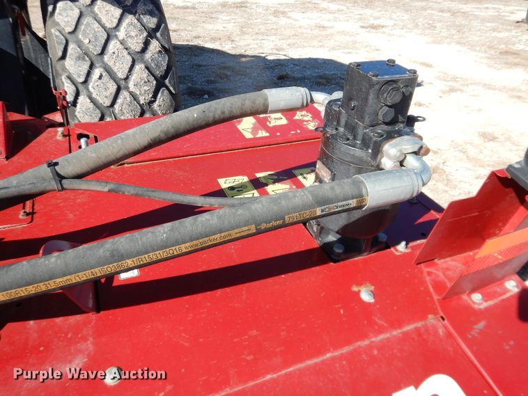 image for item DJ4933 2017 MacDon M1240  windrower