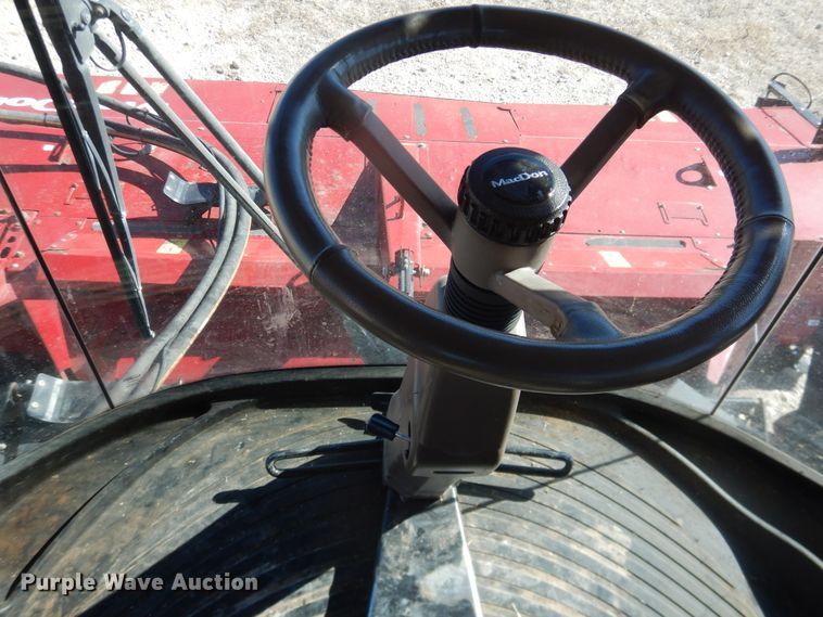 image for item DJ4933 2017 MacDon M1240  windrower