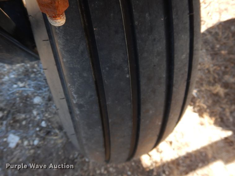 image for item DJ4937 Wylie tank trailer