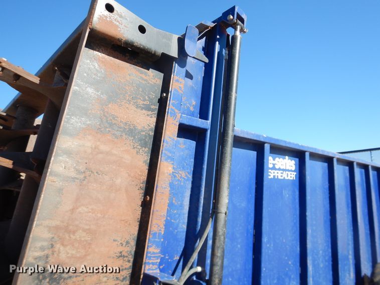 image for item DJ4939 JBS VMEC2248-2  manure spreader