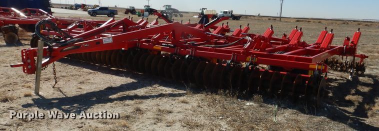 image for item DJ4941 Sunflower 4233  field cultivator