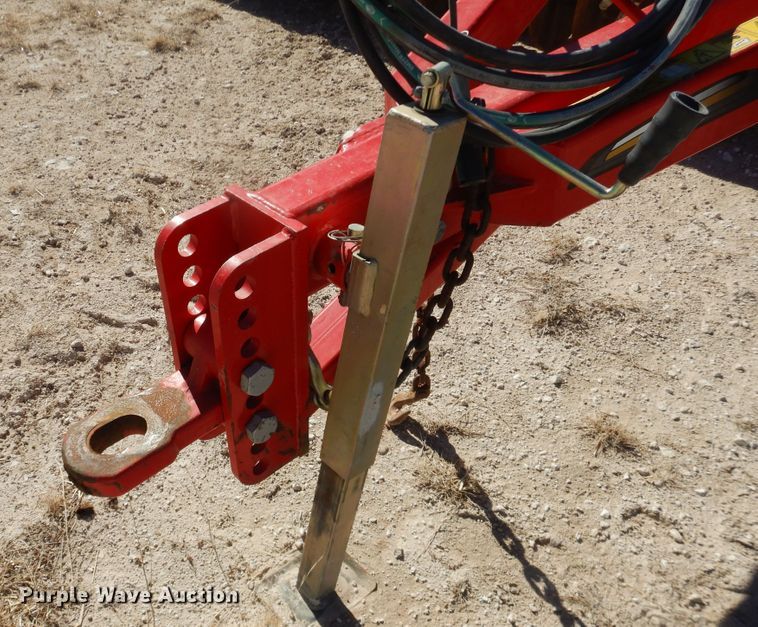 image for item DJ4941 Sunflower 4233  field cultivator