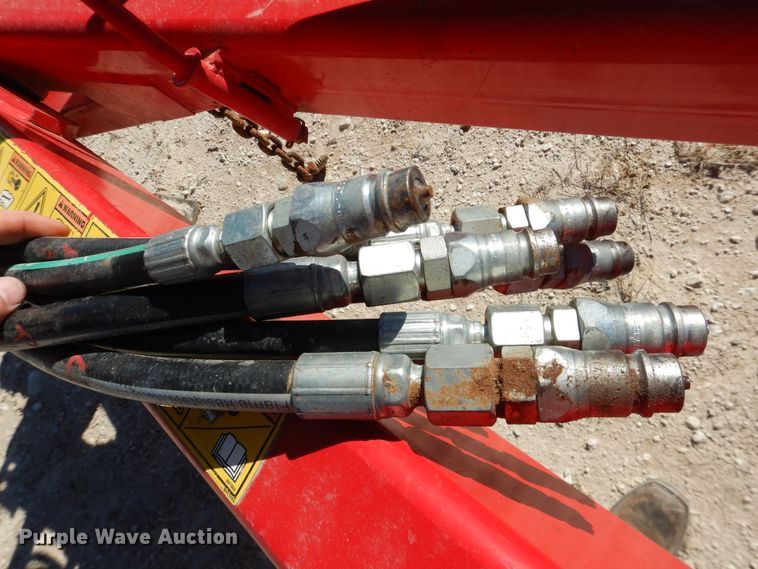 image for item DJ4941 Sunflower 4233  field cultivator