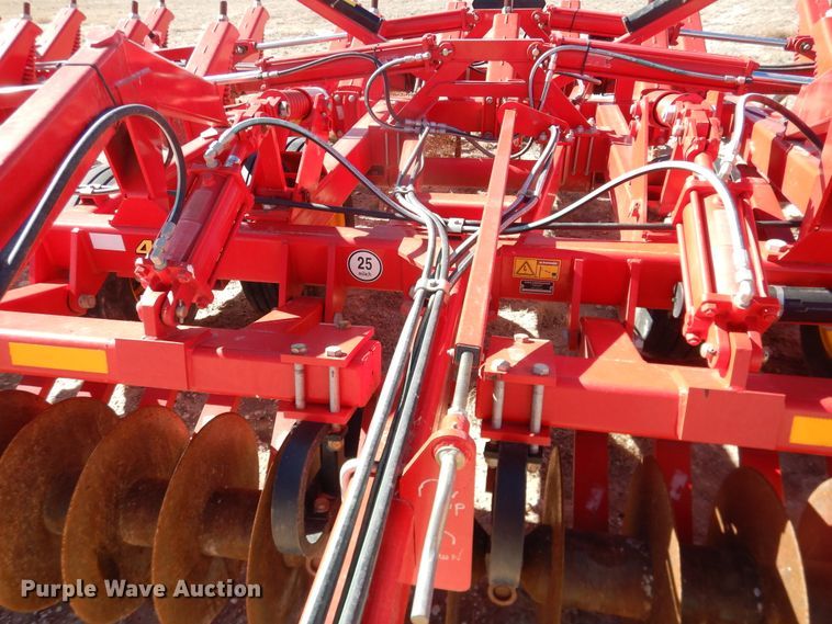 image for item DJ4941 Sunflower 4233  field cultivator