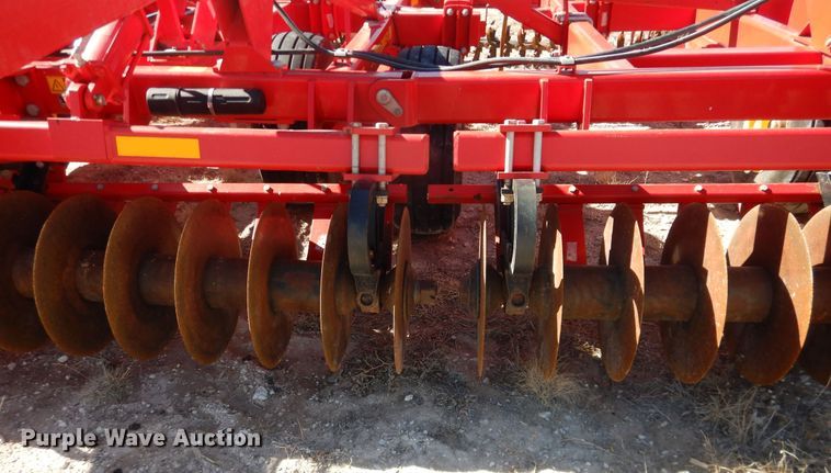 image for item DJ4941 Sunflower 4233  field cultivator