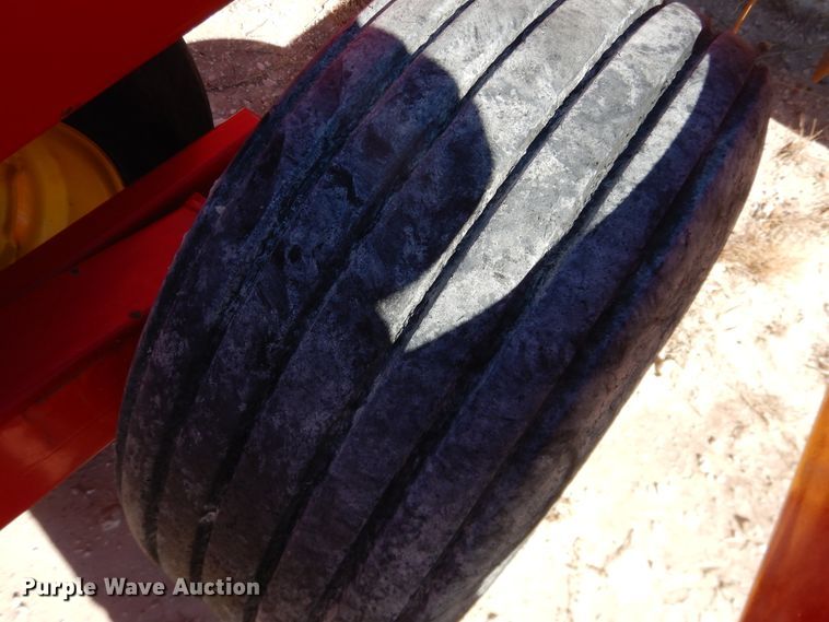 image for item DJ4941 Sunflower 4233  field cultivator