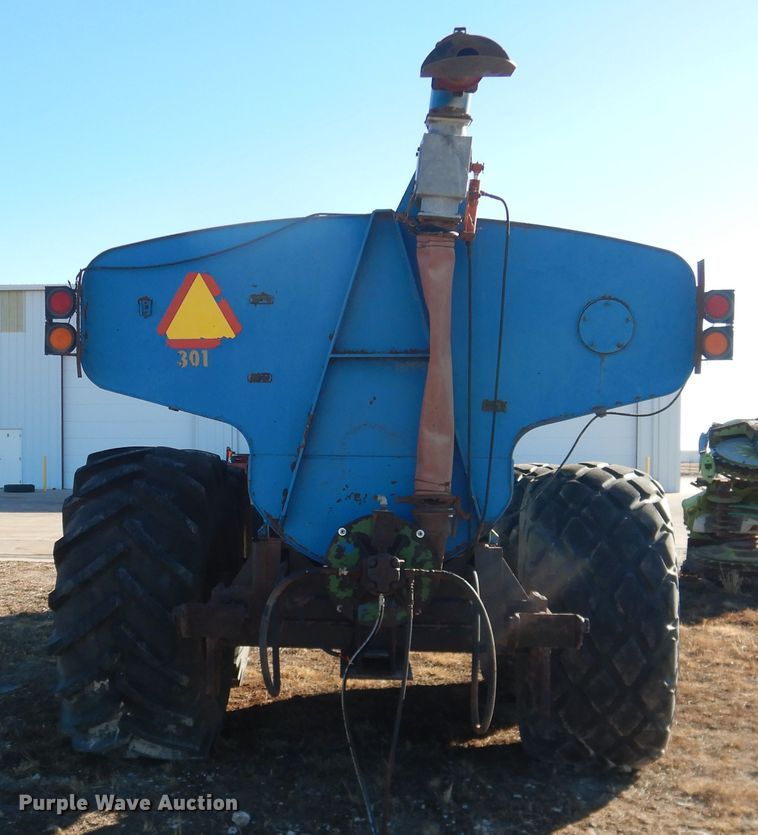 image for item DJ4942 SAC 7400  liquid manure spreader