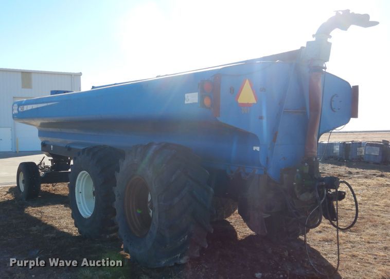 image for item DJ4942 SAC 7400  liquid manure spreader