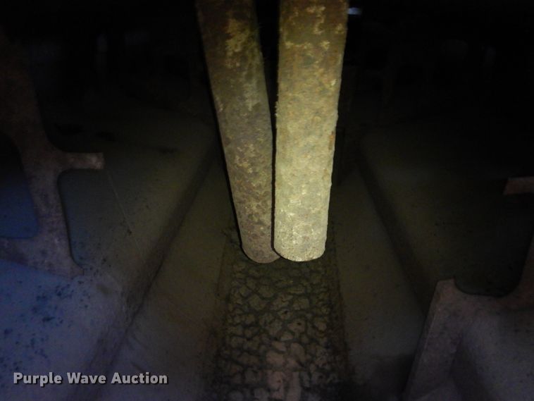 image for item DJ4942 SAC 7400  liquid manure spreader