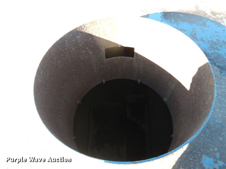 image for item DJ4942 SAC 7400  liquid manure spreader