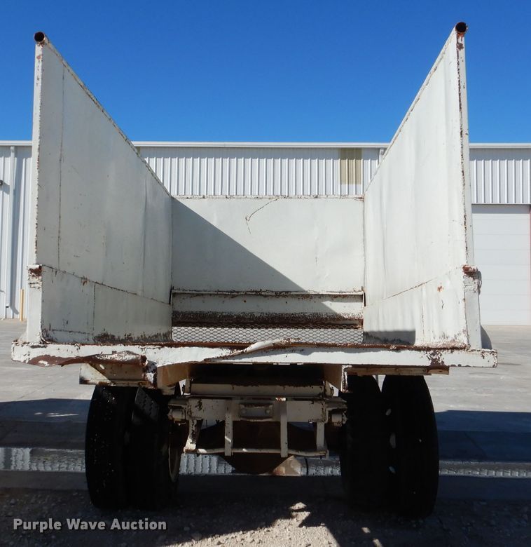 image for item DJ4943 Shop built silage dump trailer