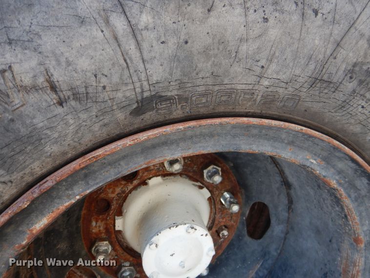 image for item DJ4943 Shop built silage dump trailer