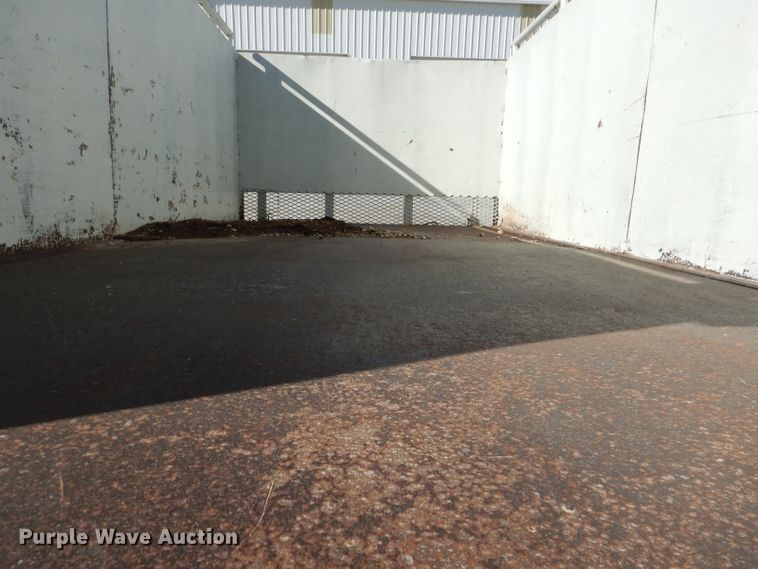 image for item DJ4944 Shop built silage dump trailer