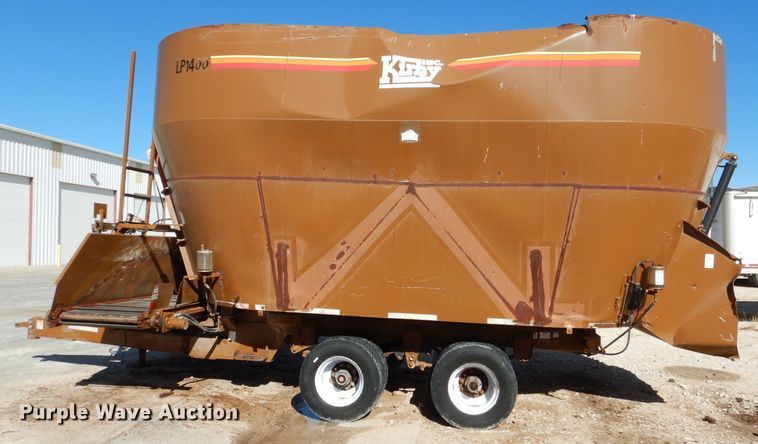 image for item DJ4945 Kirby LP1400 feed grinder/mixer