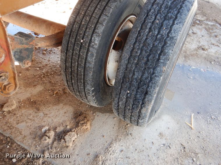 image for item DJ4945 Kirby LP1400 feed grinder/mixer