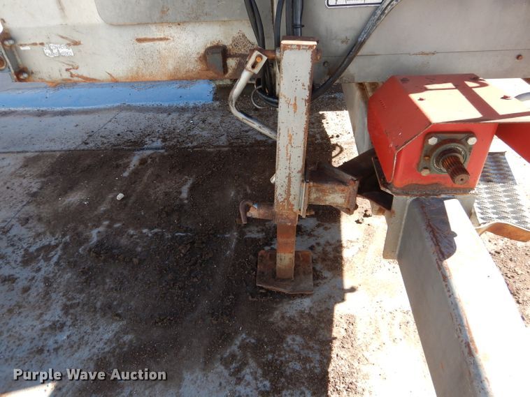 image for item DJ4946 Loewen 1022 feed grinder/mixer