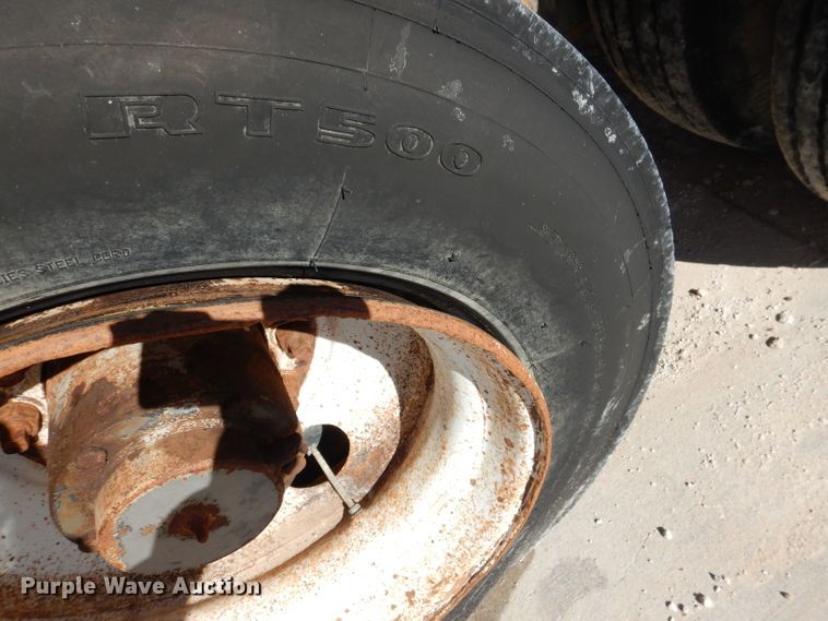 image for item DJ4946 Loewen 1022 feed grinder/mixer