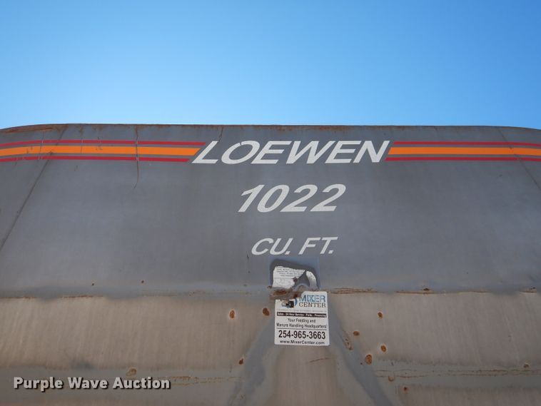 image for item DJ4946 Loewen 1022 feed grinder/mixer