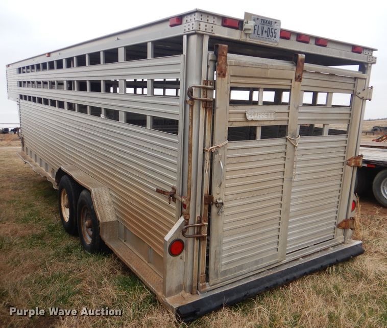 image for item DJ8607 1989 Barrett Trailers 88P5071  livestock trailer