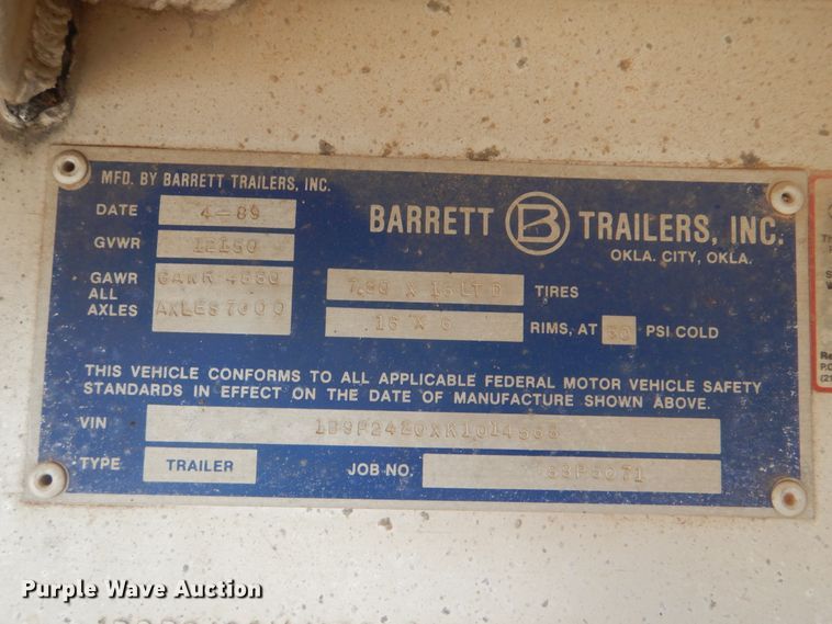 image for item DJ8607 1989 Barrett Trailers 88P5071  livestock trailer