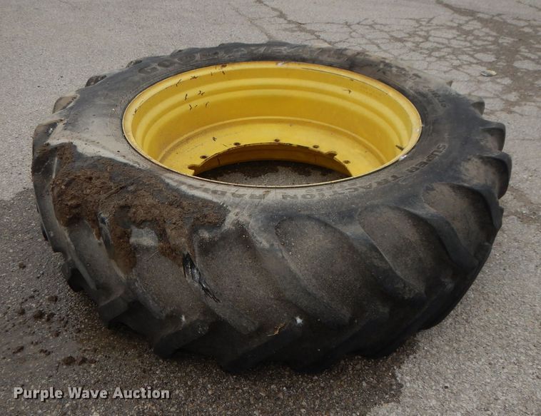 image for item DL2000 Tires and wheels