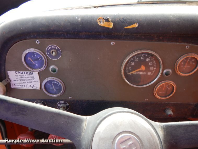 image for item DL2004 1974 International Loadstar 1700  grain truck