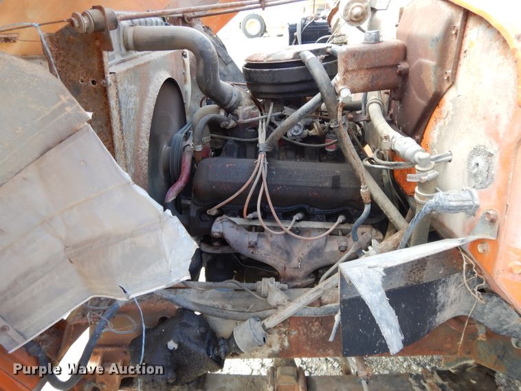 image for item DL2004 1974 International Loadstar 1700  grain truck