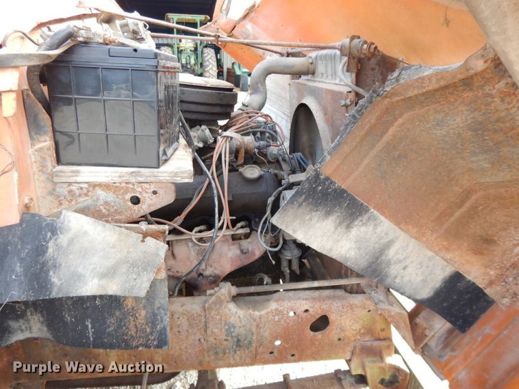 image for item DL2004 1974 International Loadstar 1700  grain truck