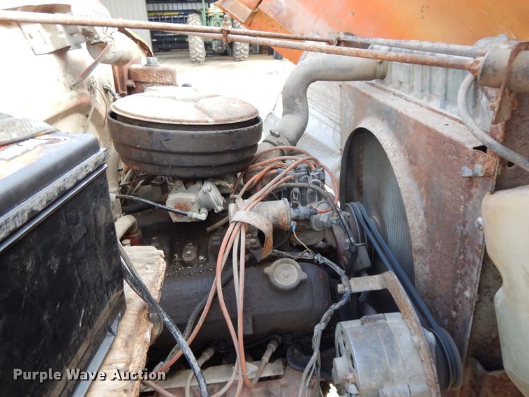 image for item DL2004 1974 International Loadstar 1700  grain truck