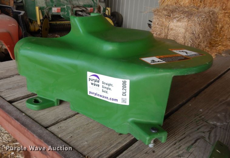 image for item DL2006 John Deere straw chopper jack shaft