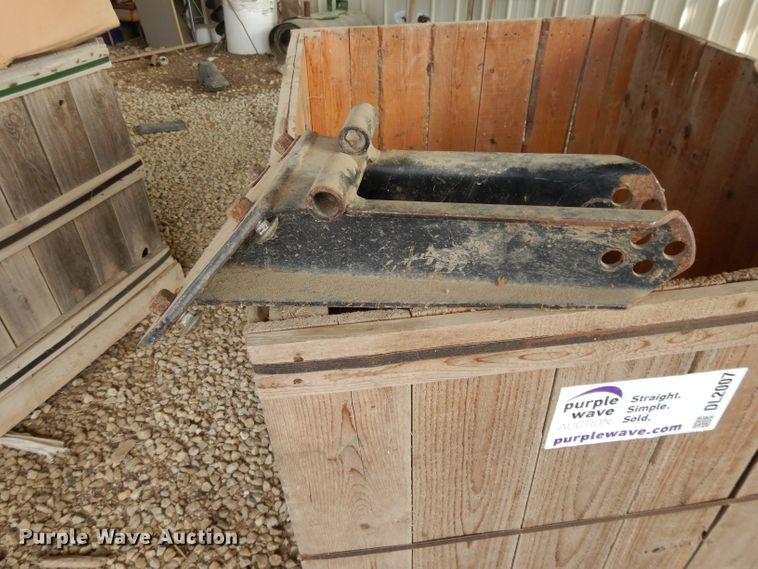 image for item DL2007 (16) no-till coulters