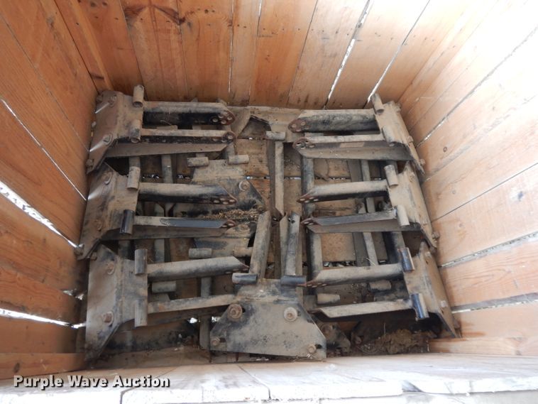 image for item DL2007 (16) no-till coulters