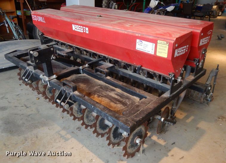 image for item DL2714 Kasco RED-96  grain drill