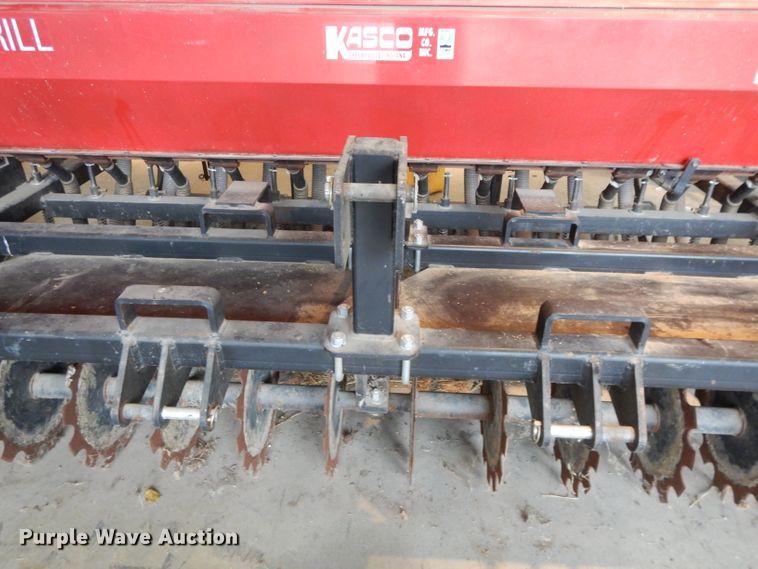 image for item DL2714 Kasco RED-96  grain drill