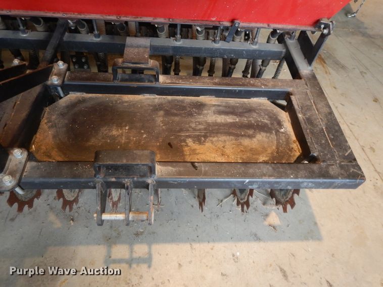 image for item DL2714 Kasco RED-96  grain drill