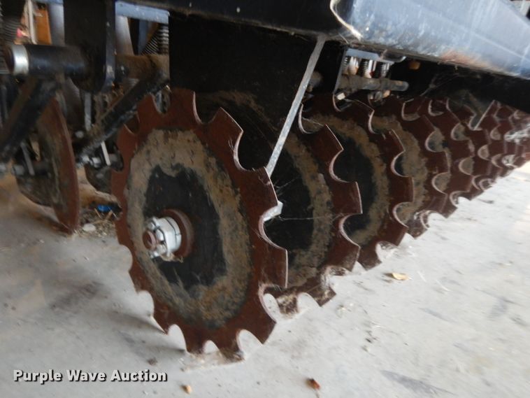 image for item DL2714 Kasco RED-96  grain drill