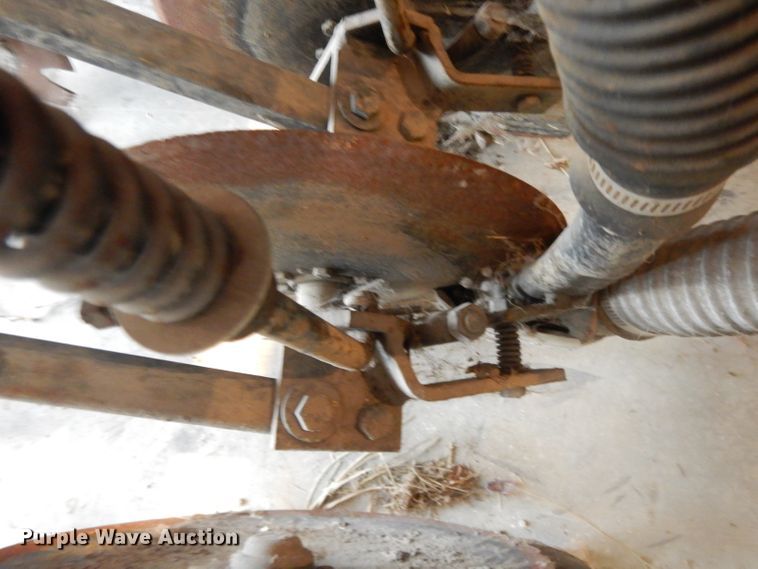 image for item DL2714 Kasco RED-96  grain drill