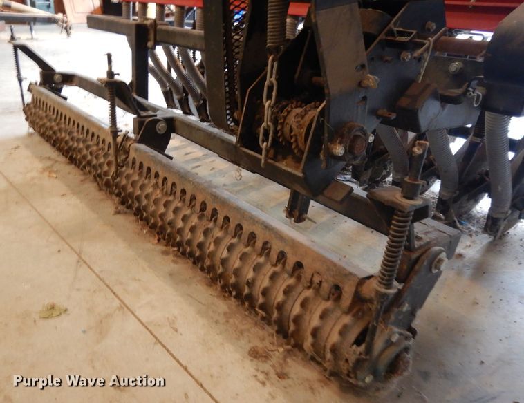 image for item DL2714 Kasco RED-96  grain drill