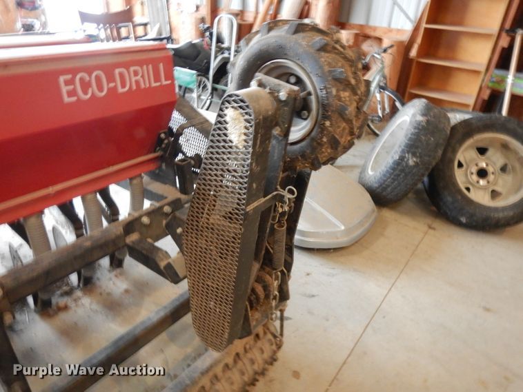 image for item DL2714 Kasco RED-96  grain drill