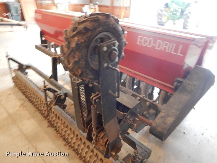 image for item DL2714 Kasco RED-96  grain drill